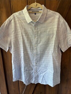 Vince Camuto Light Blue Striped Men's Short-Sleeve Button-Up Shirt
